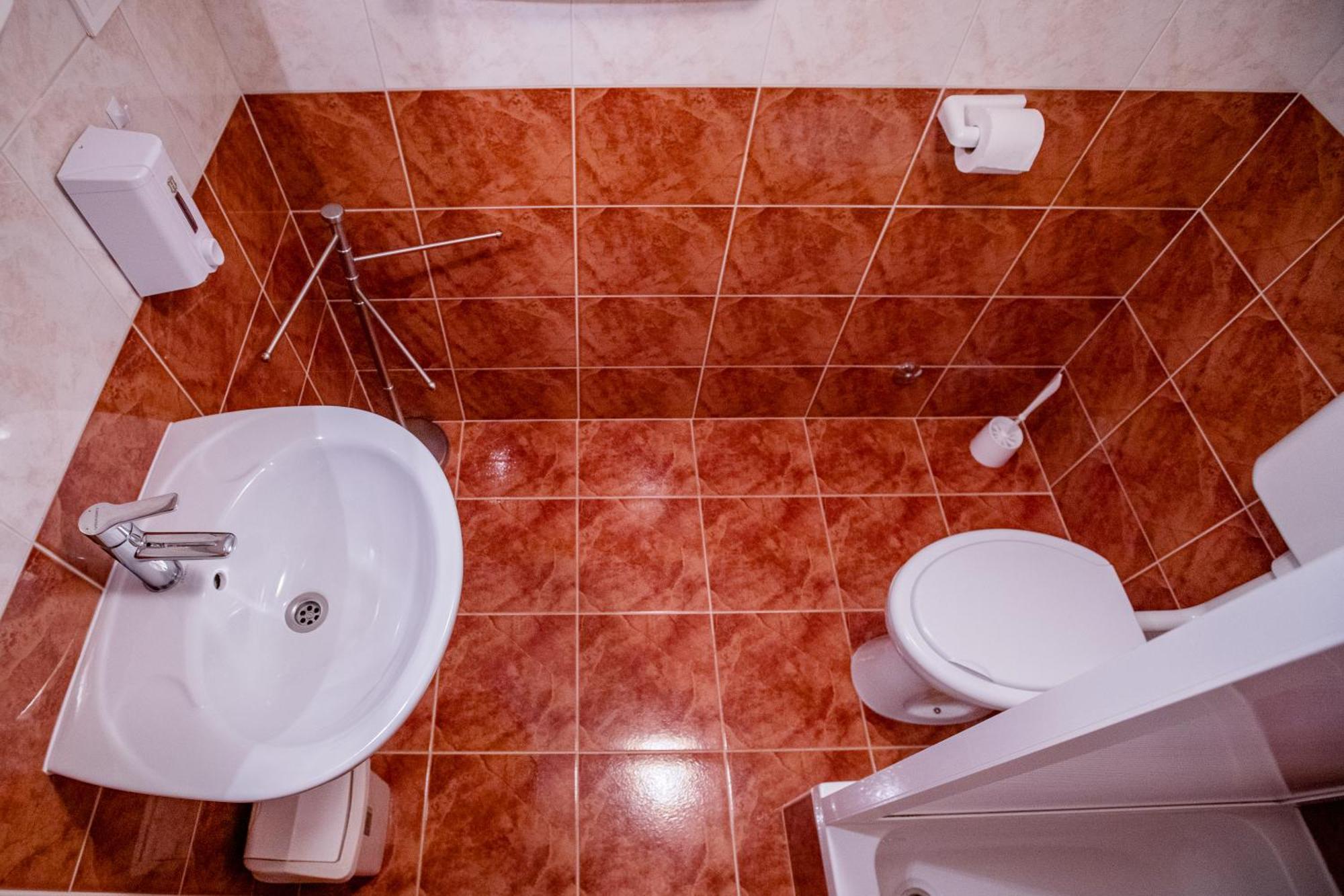Apartments & Room Spanjol Palit Exterior photo